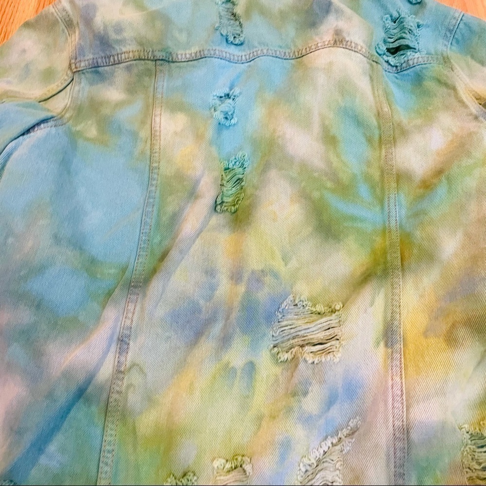 Festival Hand tie dyed distressed ripped jean jacket M - Picture 10 of 14
